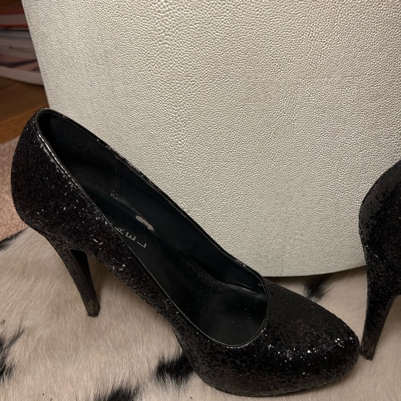Michael Black Glitter triangle point toe heels - Picture 4 of 11